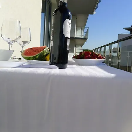 Impresja 42 Z Garazem Apartment Kolobrzeg