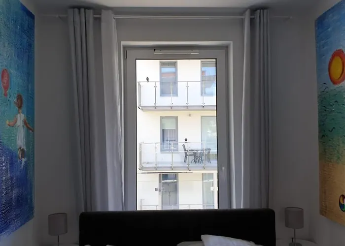 Impresja 42 Z Garazem * 科沃布热格