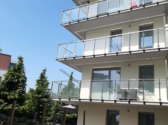 Impresja 42 Z Garazem * 科沃布热格