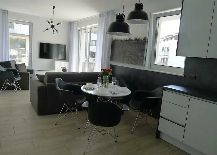 Impresja 42 Z Garazem 公寓 科沃布热格