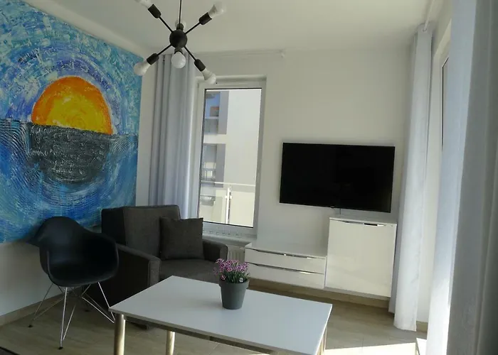 Impresja 42 Z Garazem * 科沃布热格